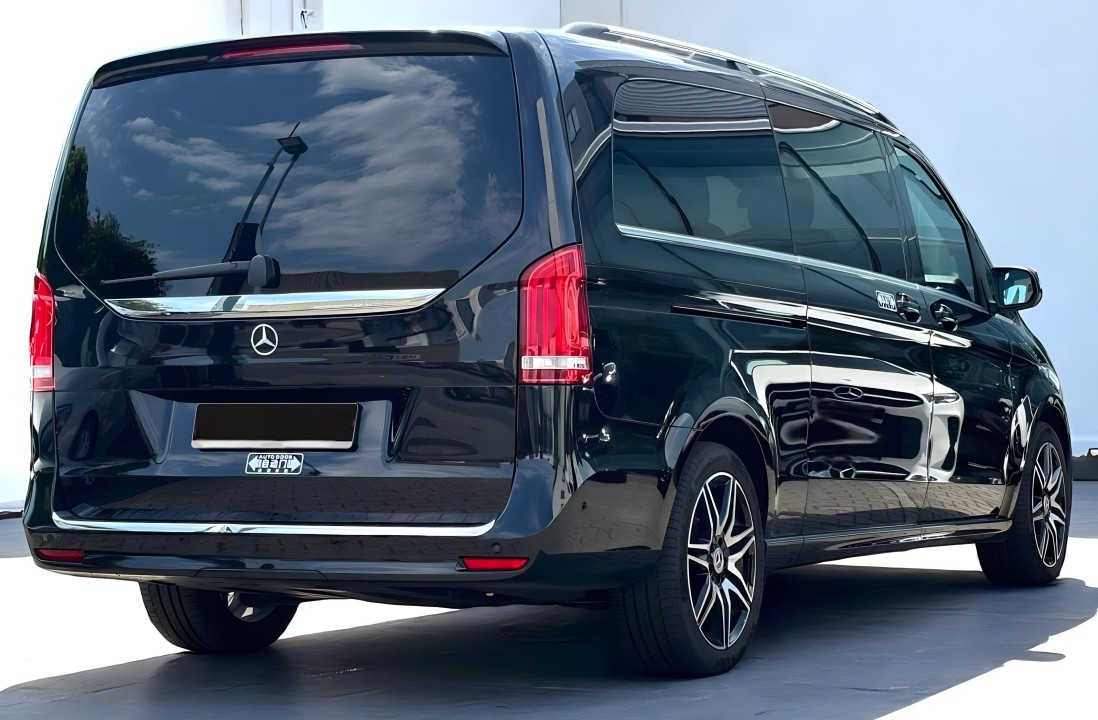 Mercedes-Benz V 300d Avantgarde Extralong (2)