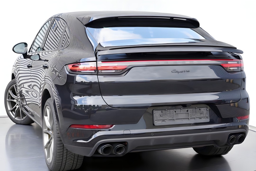 Porsche Cayenne Coupe E-Hybrid (4)