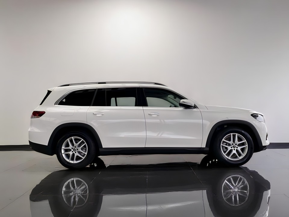 Mercedes-Benz GLS 400d 4MATIC (2)