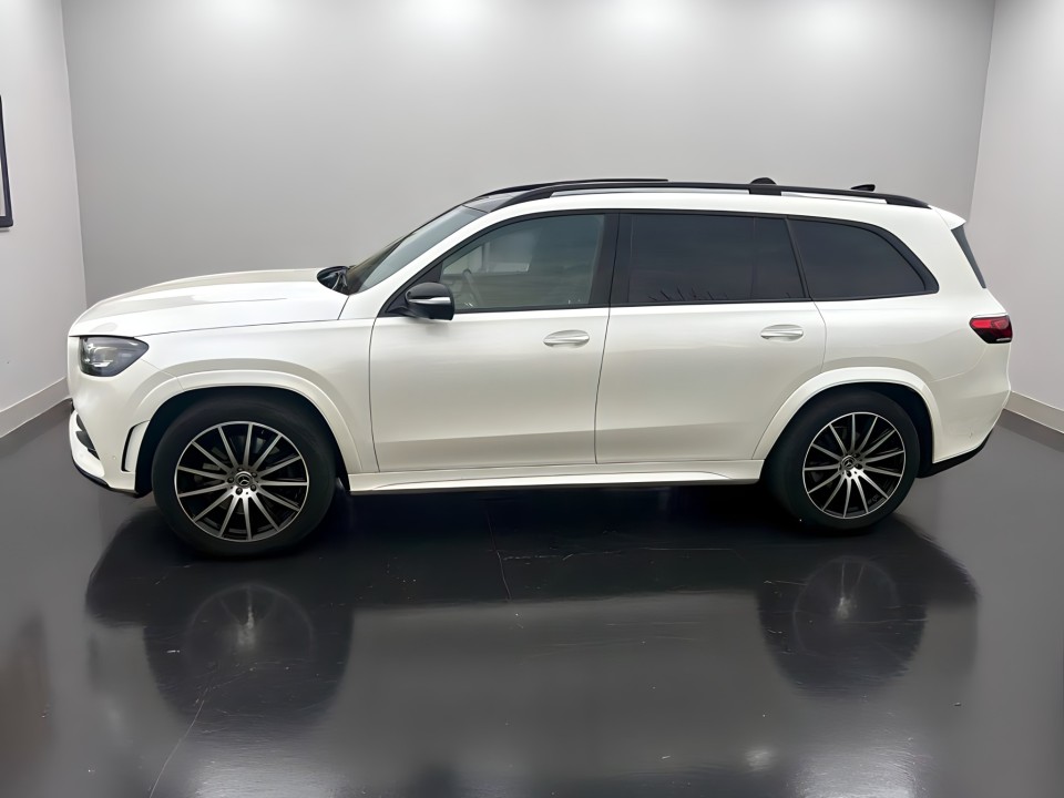 Mercedes-Benz GLS 400d 4MATIC AMG Line (5)