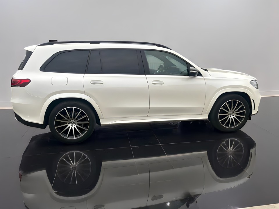 Mercedes-Benz GLS 400d 4MATIC AMG Line (2)