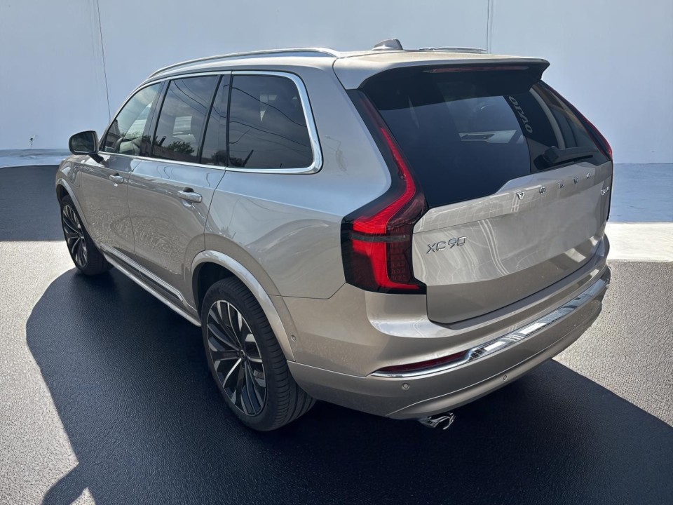 Volvo XC 90 T8 Recharge AWD Plus Bright (4)