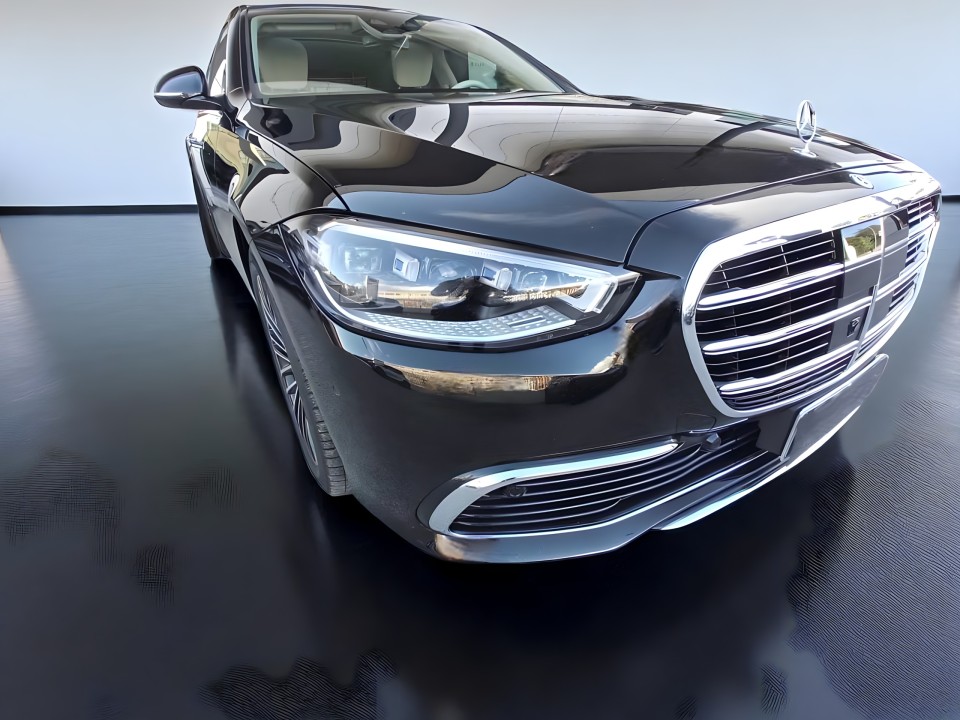 Mercedes-Benz S 400d 4MATIC (2)