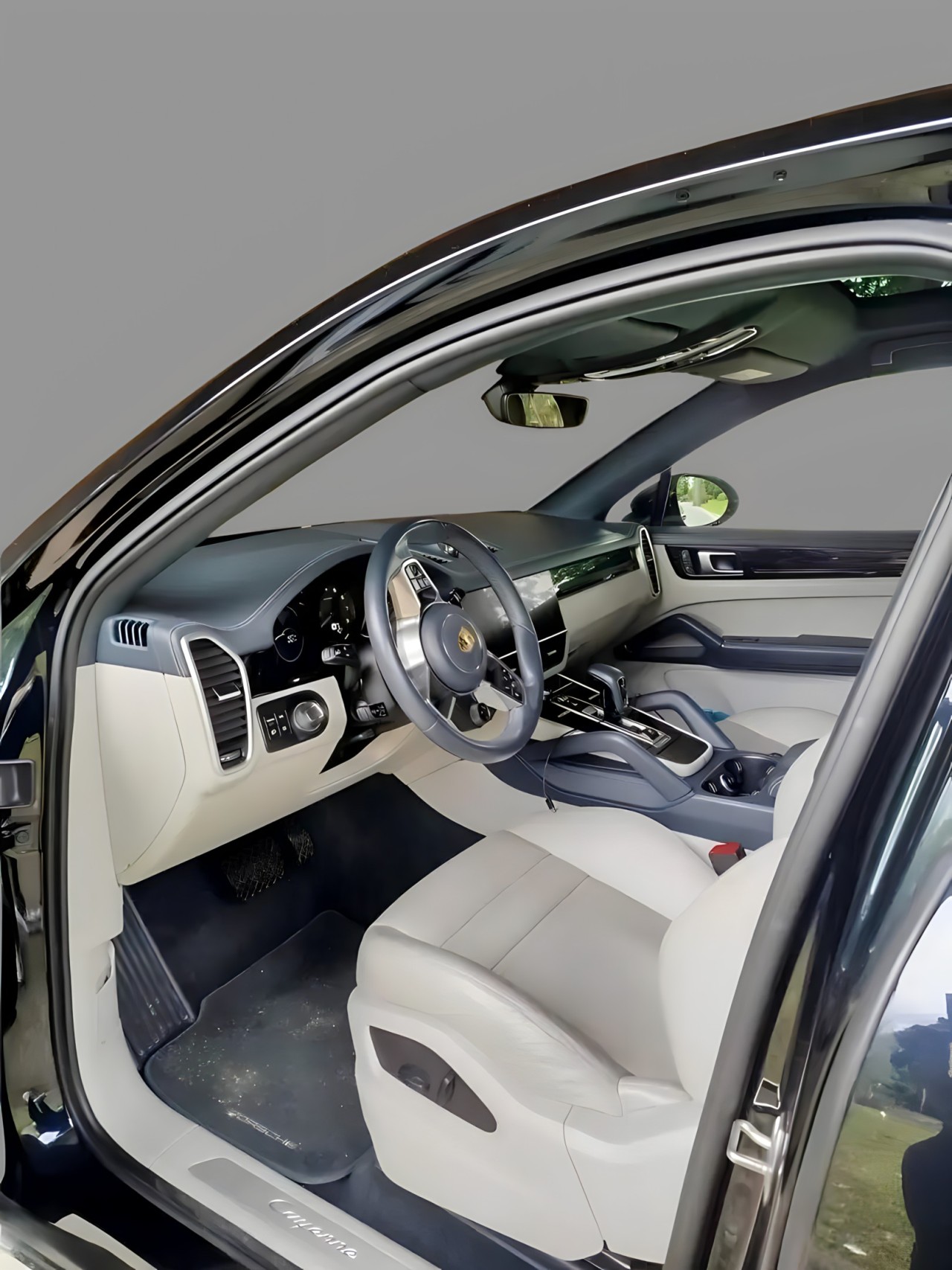 Porsche Cayenne E-HYBRID (5)