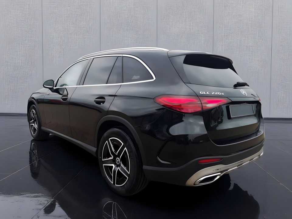 Mercedes-Benz GLC 220d 4MATIC AMG Line (2)