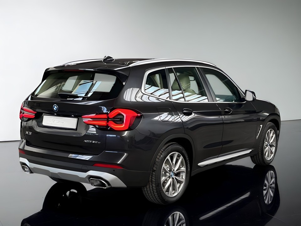 BMW X3 xDrive30e (3)