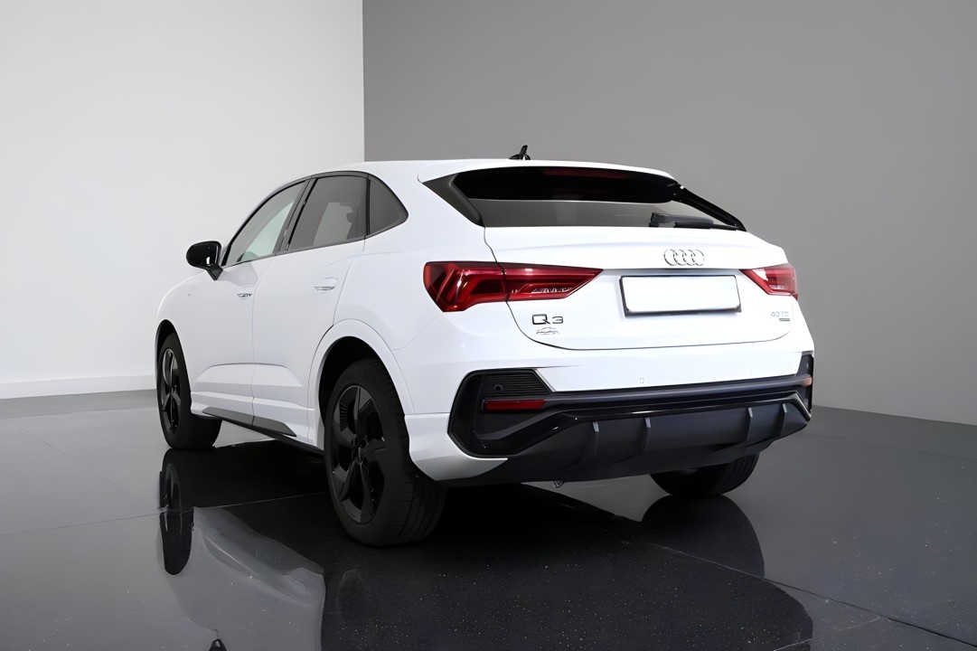 Audi Q3 Sportback 40TDI Quattro S-line (5)