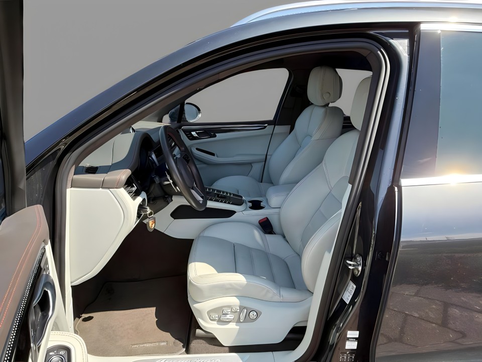 Porsche Macan Turbo (5)