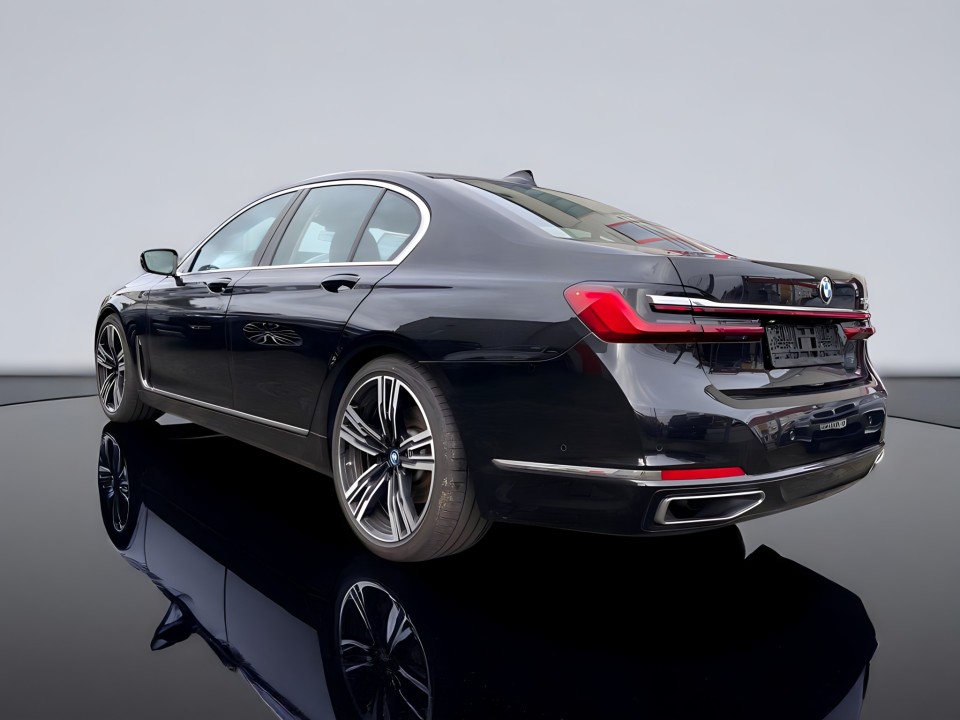 BMW Seria 7 730d (5)