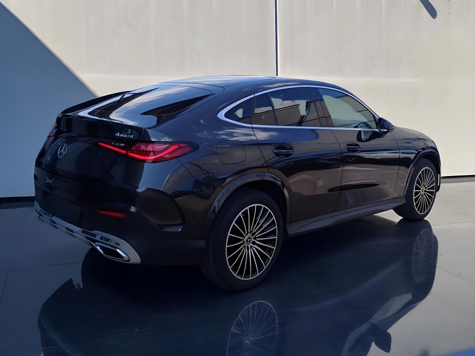 Mercedes-Benz GLC Coupe 220d 4MATIC AMG Line (3)