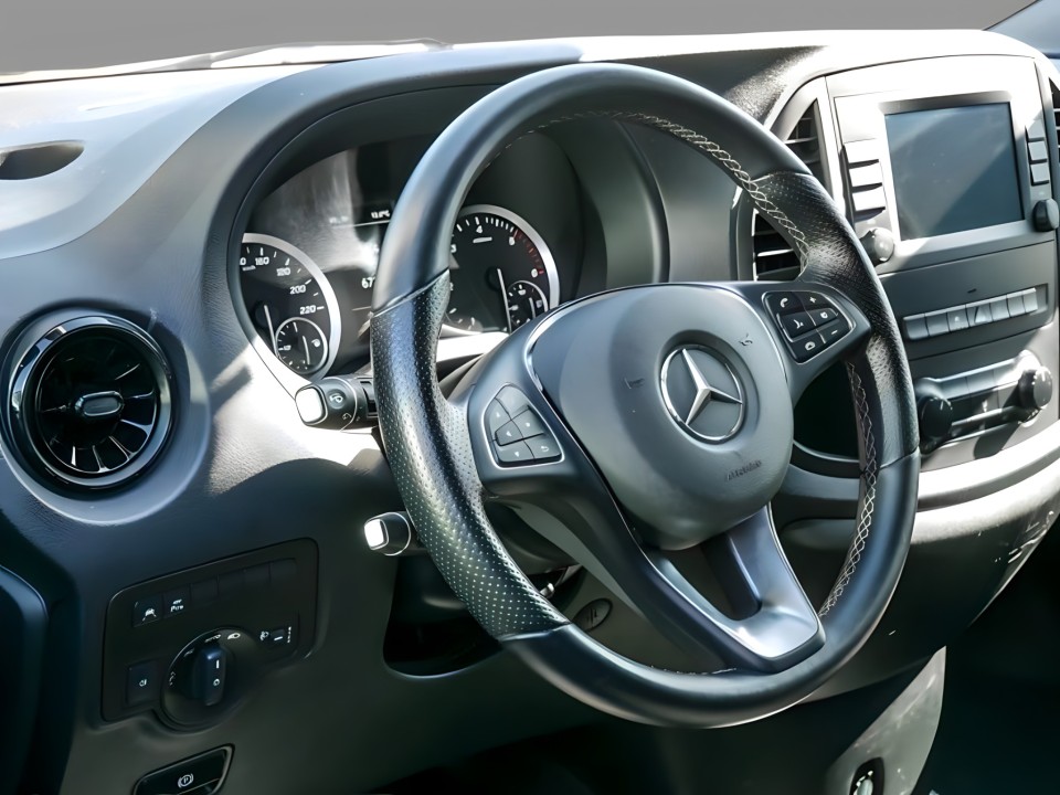 Mercedes-Benz Vito 116 Tourer Pro (4)