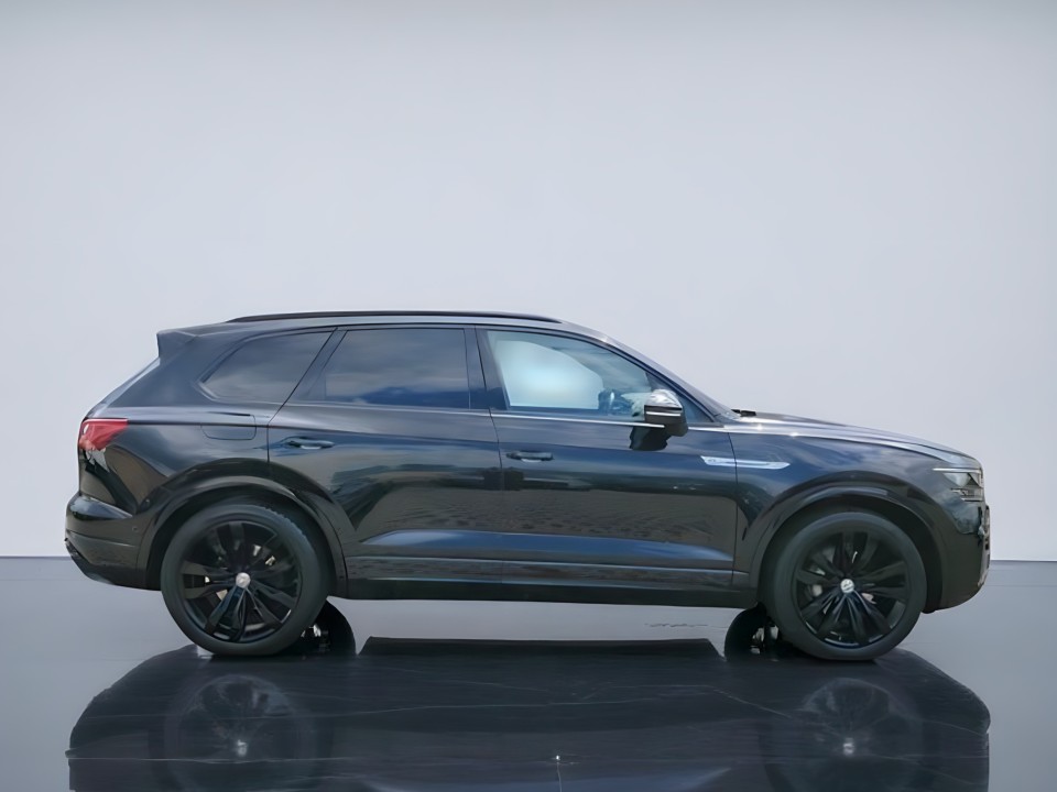 Volkswagen Touareg 3.0 V6 TDI Elegance (2)