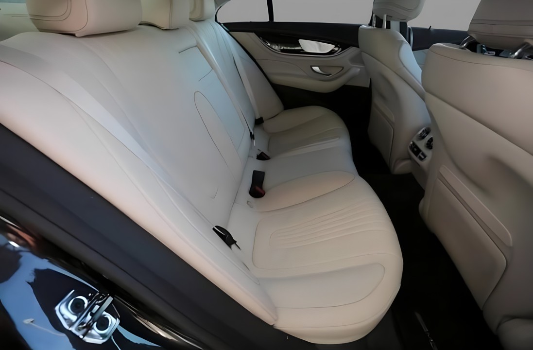 Mercedes-Benz CLS 450 4MATIC AMG (4)