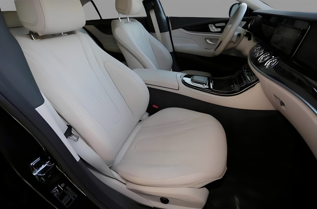 Mercedes-Benz CLS 450 4MATIC AMG (5)