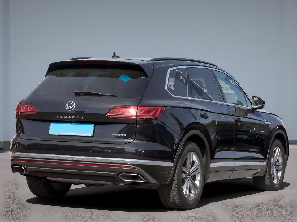 Volkswagen Touareg 3.0TSI Elegance (2)