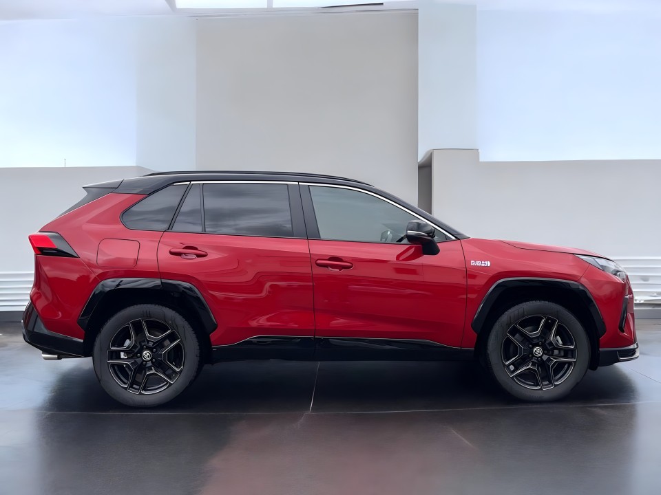 Toyota RAV-4 Toyota RAV 4 GR Plug-in Hybrid 4x4 (2)