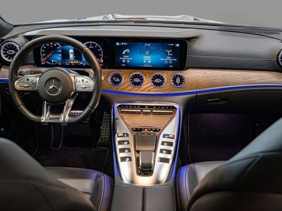 Mercedes-Benz AMG GT 43 4MATIC (4)