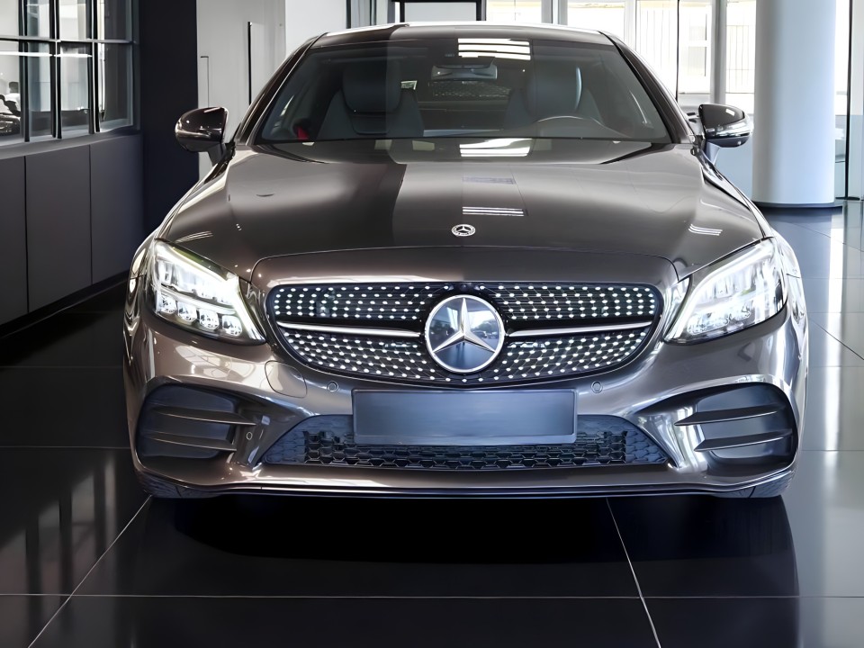 Mercedes-Benz C Coupe 200 (2)