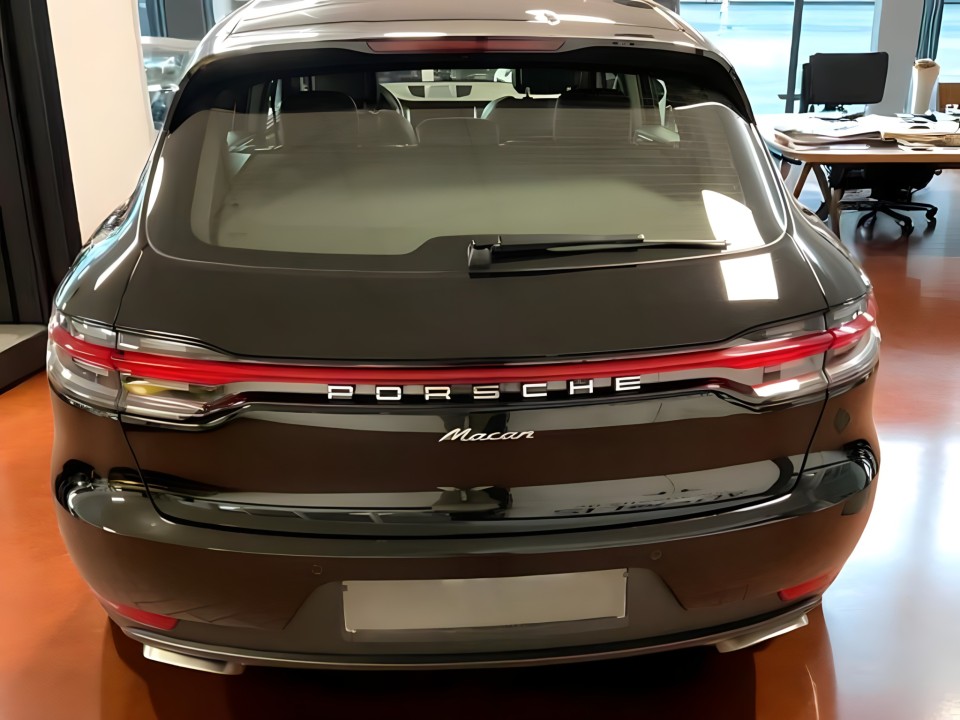 Porsche Macan (3)
