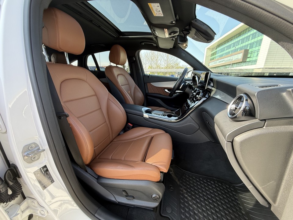 Mercedes-Benz GLC Coupé 300d 4MATIC AMG Line - foto 16
