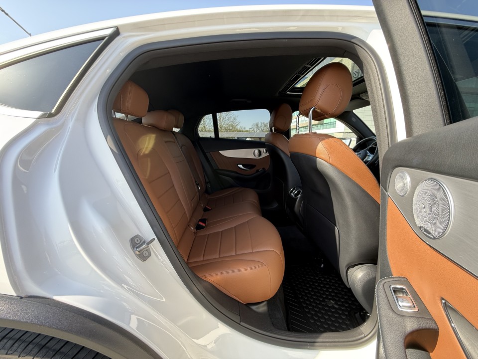 Mercedes-Benz GLC Coupé 300d 4MATIC AMG Line - foto 18