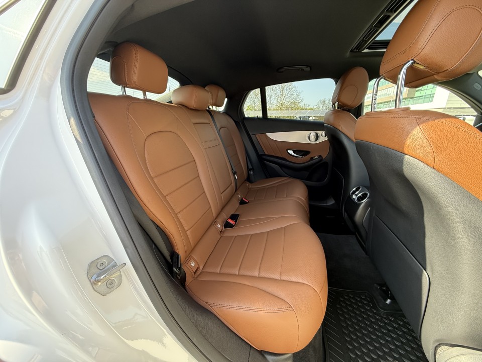 Mercedes-Benz GLC Coupé 300d 4MATIC AMG Line - foto 19