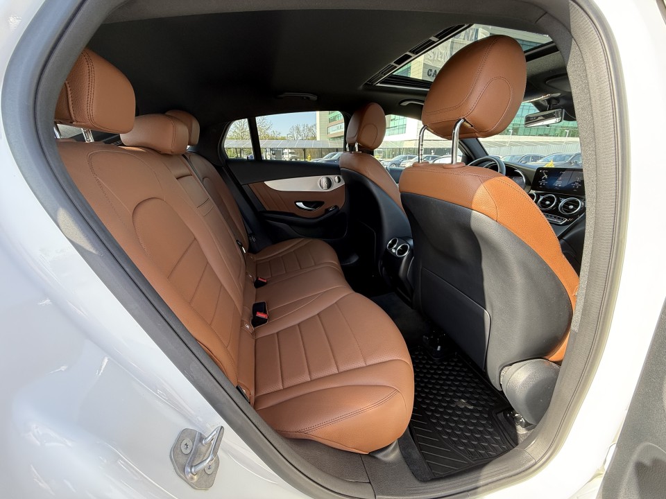 Mercedes-Benz GLC Coupé 300d 4MATIC AMG Line - foto 20