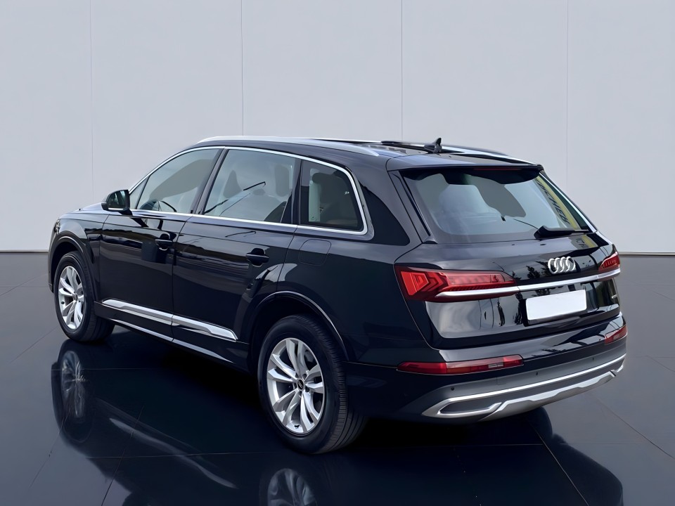 Audi Q7 55 TFSIe quattro tiptronic (5)