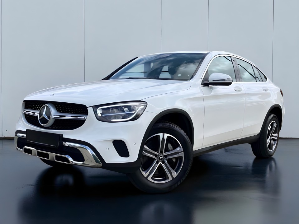 Mercedes-Benz GLC Coupe 300de 4MATIC (4)