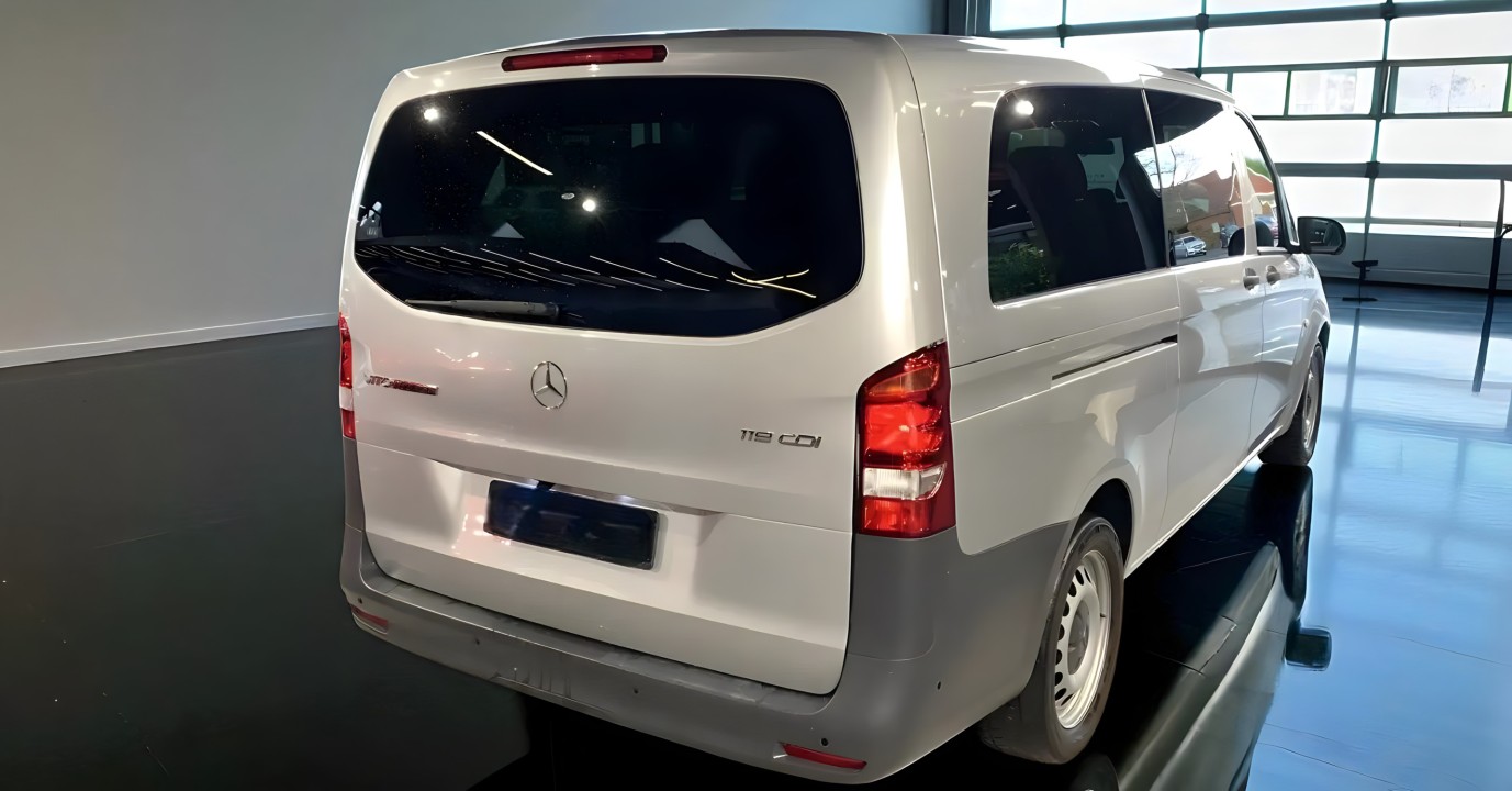 Mercedes-Benz Vito Tourer 119CDI long (4)