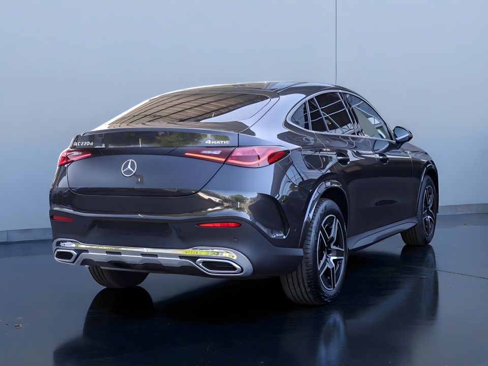 Mercedes-Benz GLC Coupe 220d 4MATIC AMG Line (2)