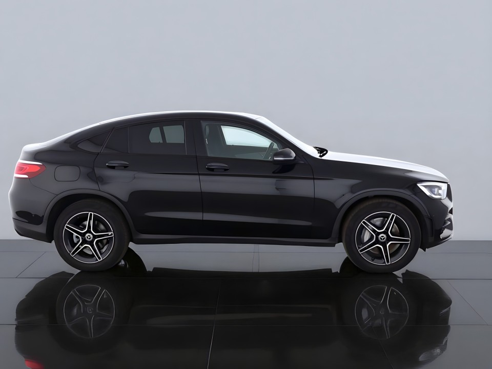 Mercedes-Benz GLC Coupe 220d 4MATIC AMG Line (2)