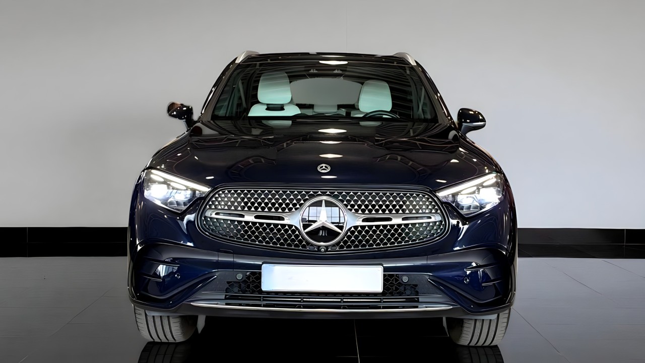 Mercedes-Benz GLC 400e 4MATIC AMG Line (2)