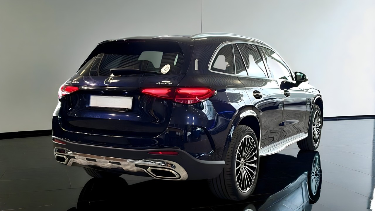 Mercedes-Benz GLC 400e 4MATIC AMG Line (5)