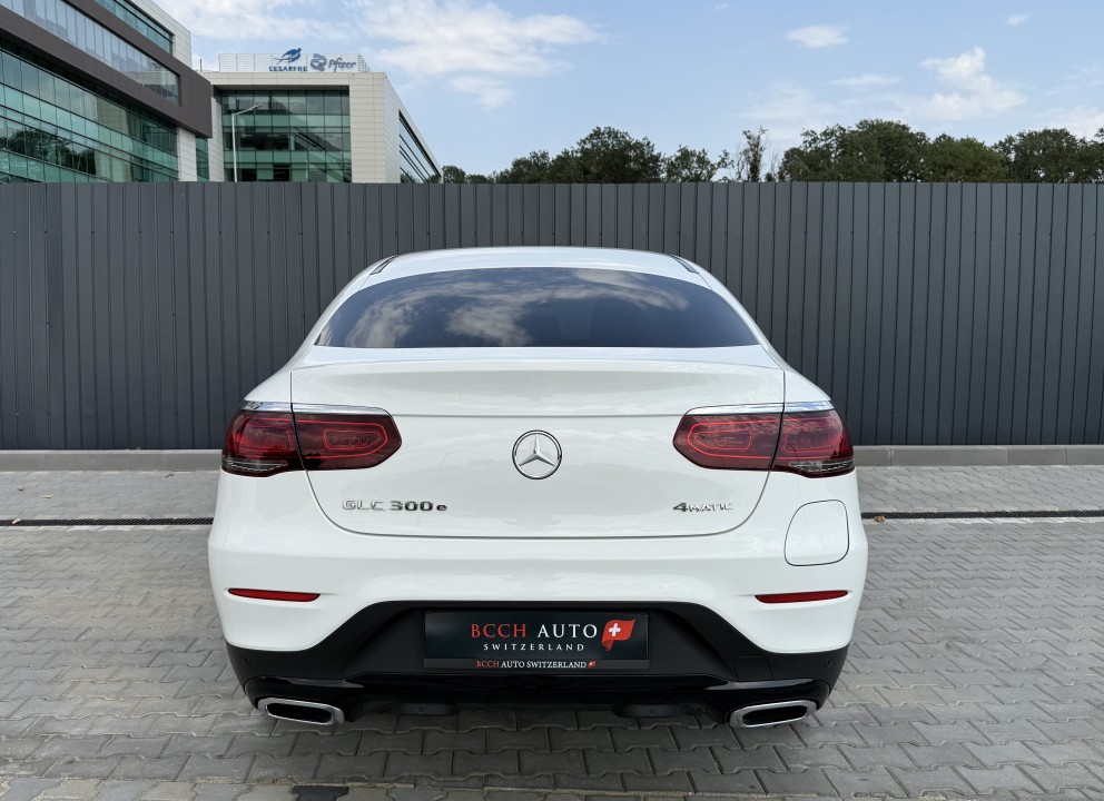 Mercedes-Benz GLC Coupe 300e 4MATIC (4)