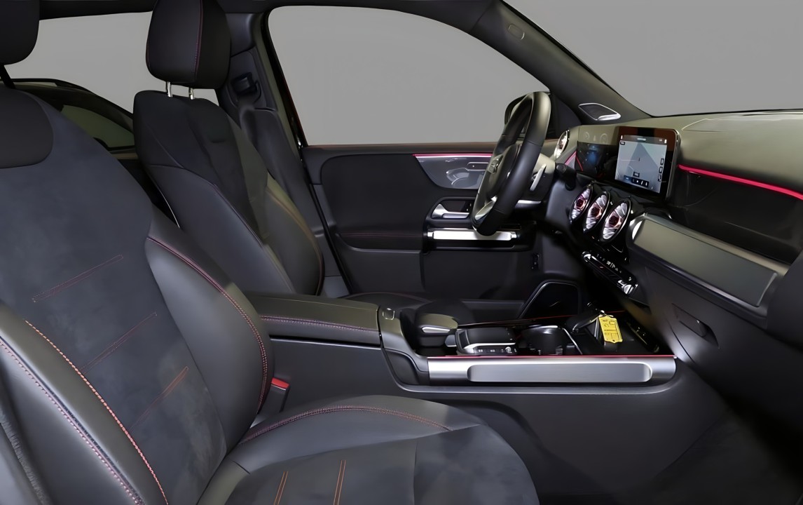 Mercedes-Benz GLB 200d 4MATIC AMG Line (5)