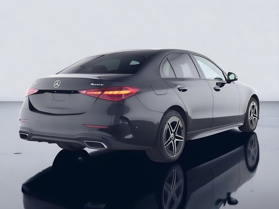 Mercedes-Benz C 300e 4MATIC (2)