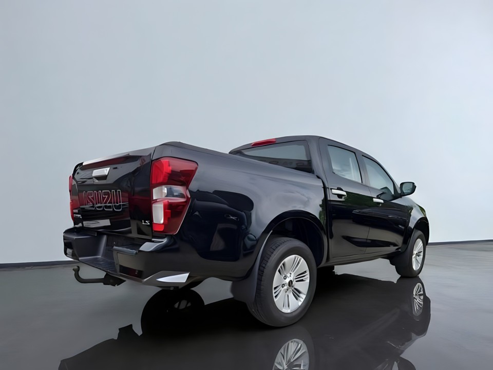 Isuzu D-Max Double Cab LS 4WD (3)
