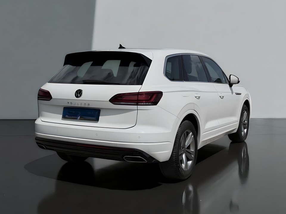 Volkswagen Touareg V6 TDI R-Line (2)