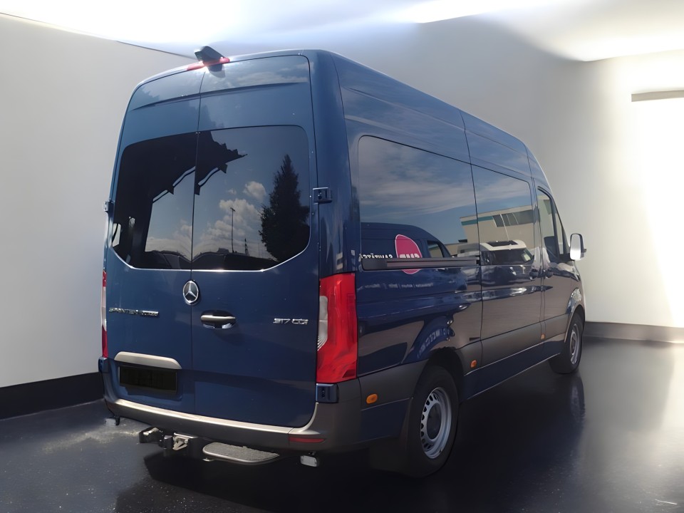 Mercedes-Benz Sprinter Tourer 317 CDI (5)