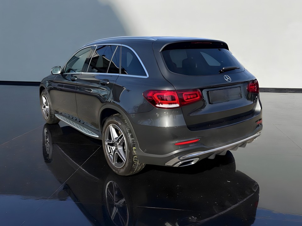 Mercedes-Benz GLC 200 4MATIC AMG (5)