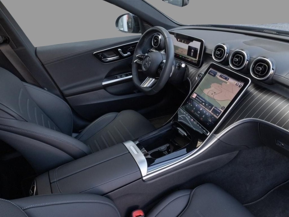 Mercedes-Benz C 300e AMG (4)