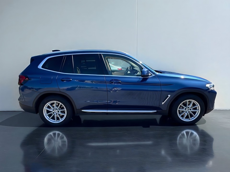 BMW X3 xDrive30d (2)