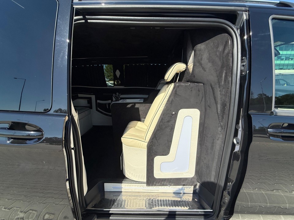 Mercedes-Benz V 250d Extralong VIP - foto 13