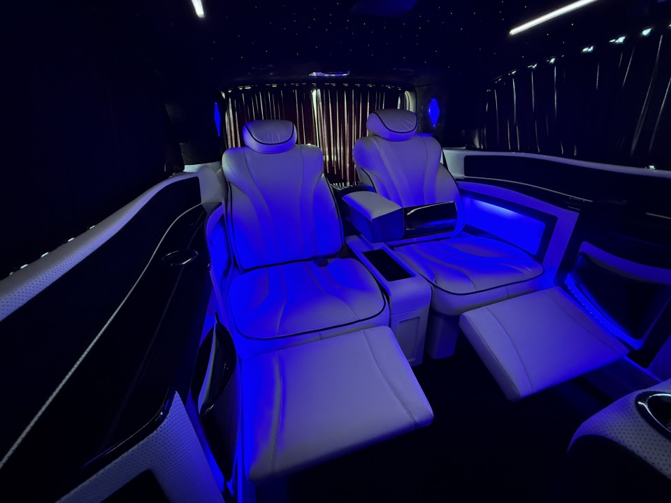 Mercedes-Benz V 250d Extralong VIP - foto 15