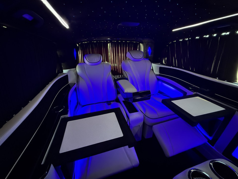 Mercedes-Benz V 250d Extralong VIP - foto 16