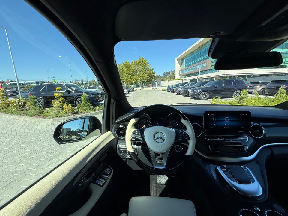Mercedes-Benz V 250d Extralong VIP - foto 19