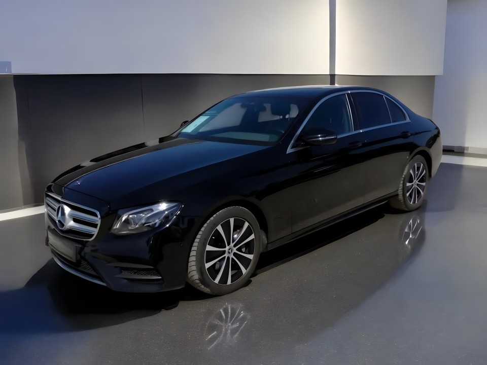 Mercedes-Benz E 450 4MATIC AMG Line (5)