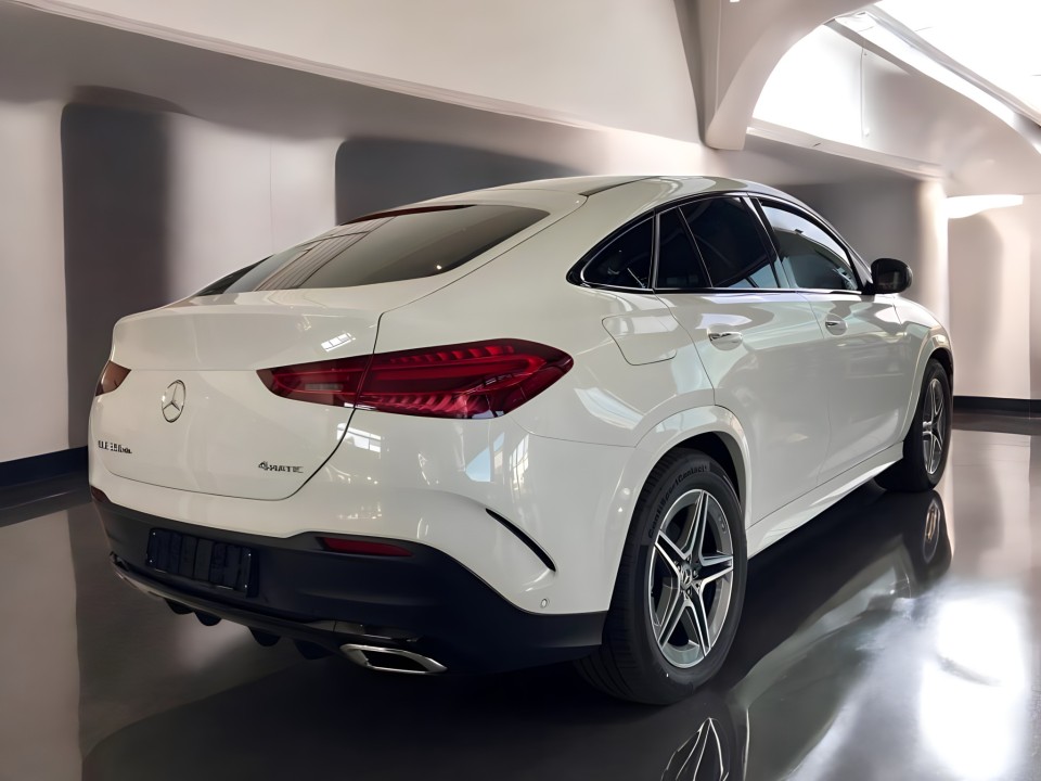 Mercedes-Benz GLE Coupe 350de 4MATIC AMG (2)