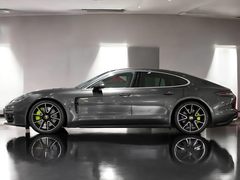 Porsche Panamera 4S E-Hybrid (3)